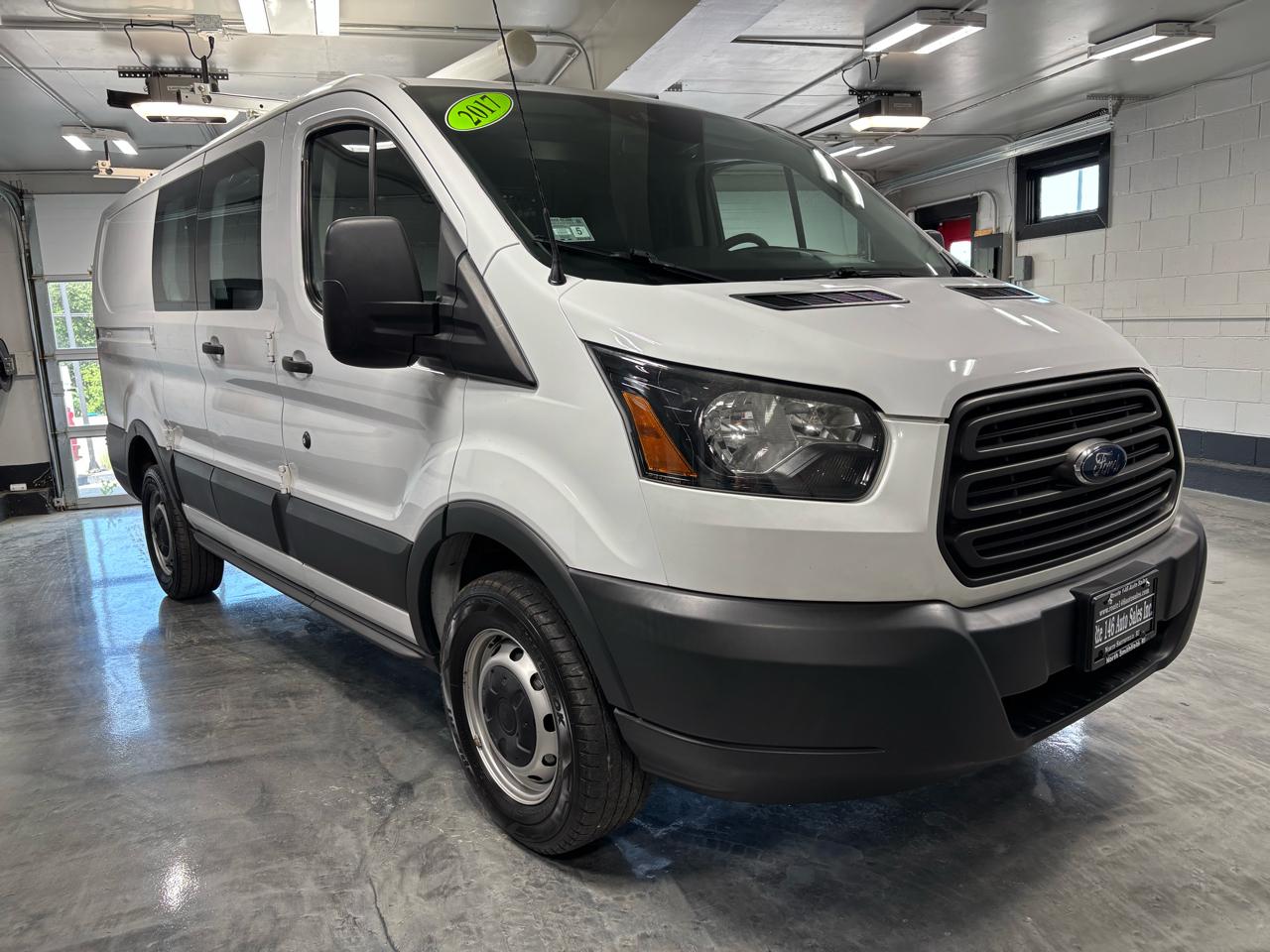 Ford Transit Van T-250 130" Low Rf 9000 GVWR Swing-Out RH Dr 2017