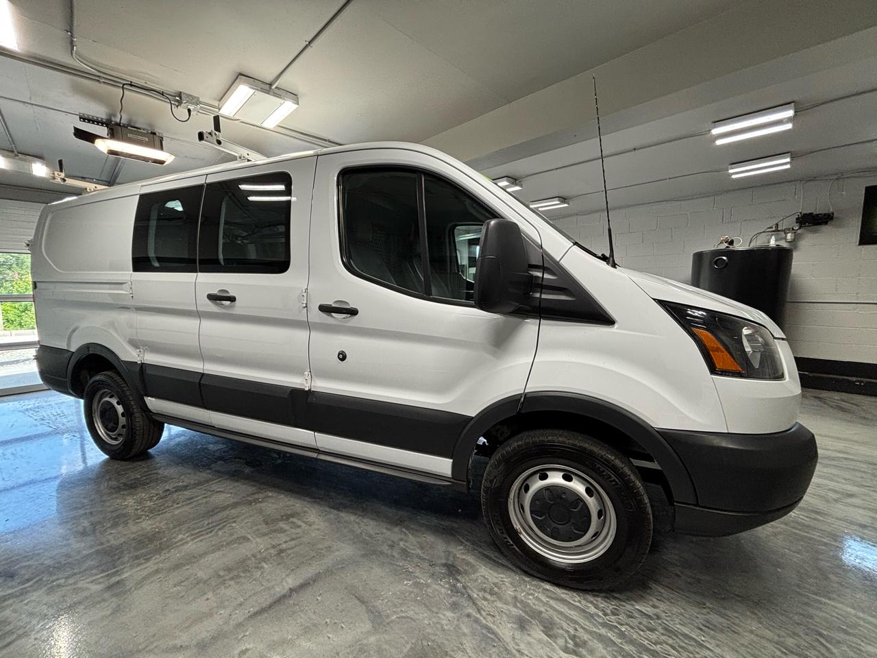 Ford Transit Van T-250 130" Low Rf 9000 GVWR Swing-Out RH Dr 2017