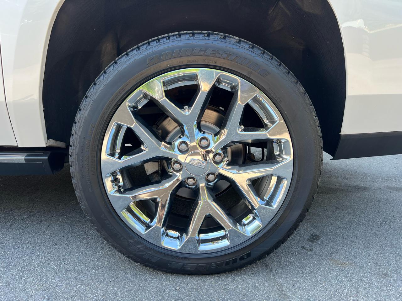 Cadillac Escalade ESV 4WD 4dr Premium Luxury 2018