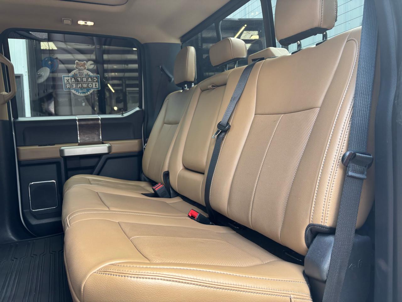 Ford Super Duty F-350 DRW  2022