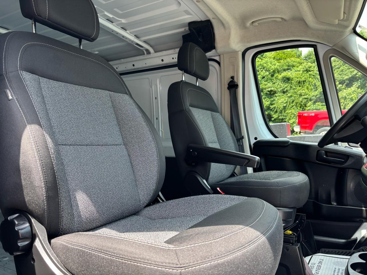 RAM ProMaster Cargo Van 1500 Low Roof 136" WB 2021