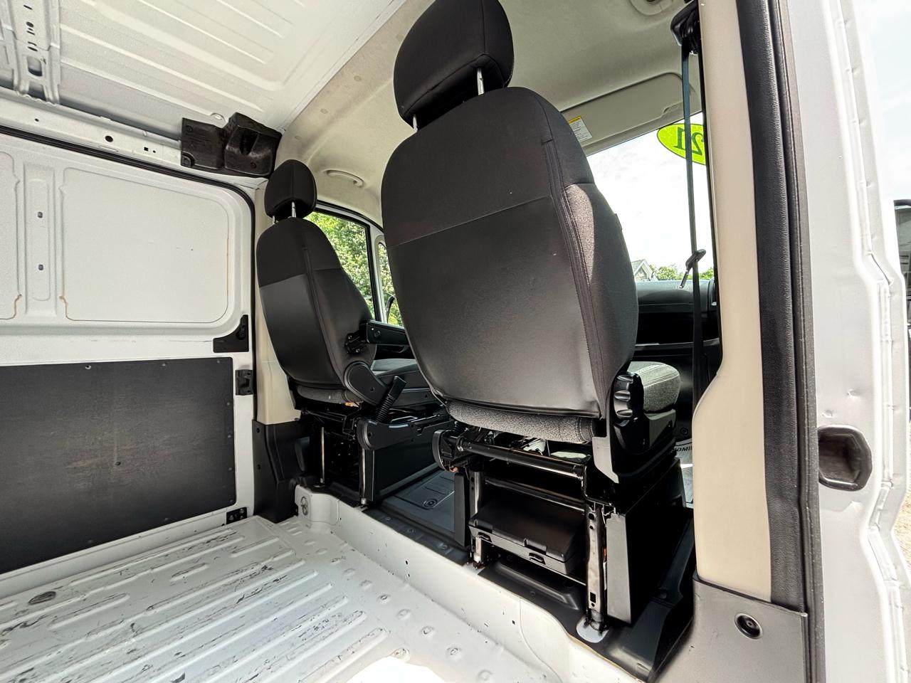 RAM ProMaster Cargo Van 1500 Low Roof 136" WB 2021