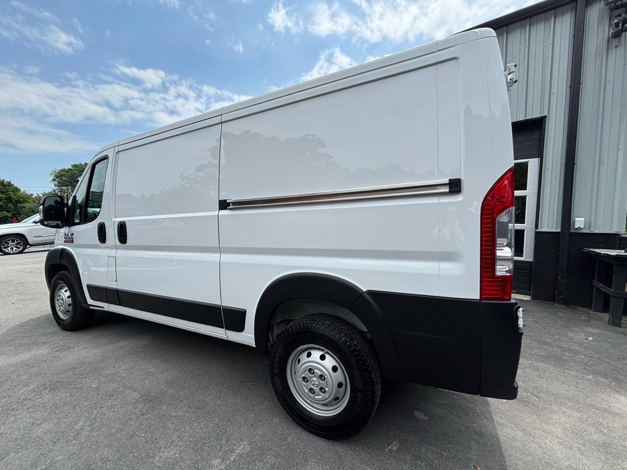 RAM ProMaster Cargo Van 1500 Low Roof 136" WB 2021