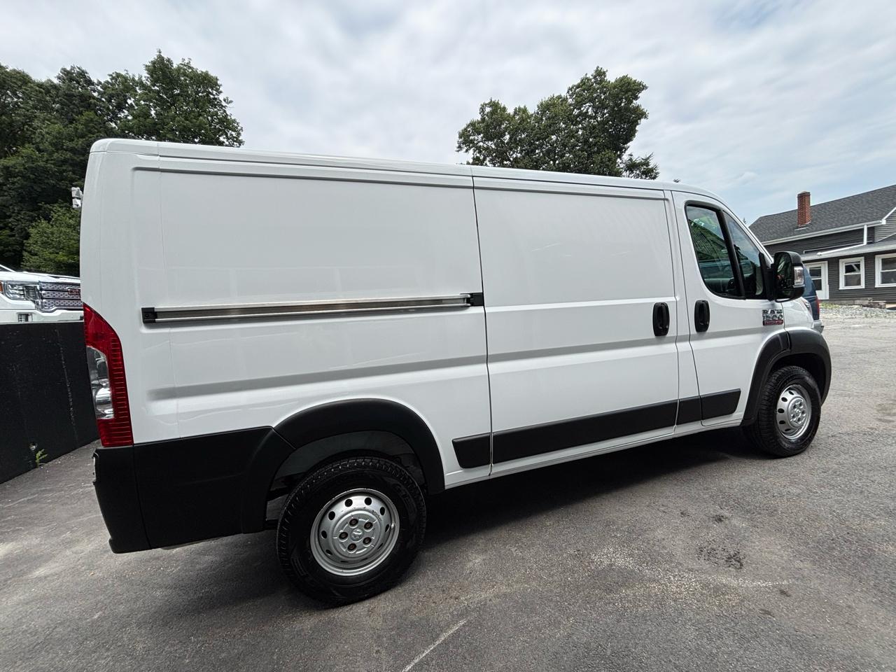 RAM ProMaster Cargo Van 1500 Low Roof 136" WB 2021