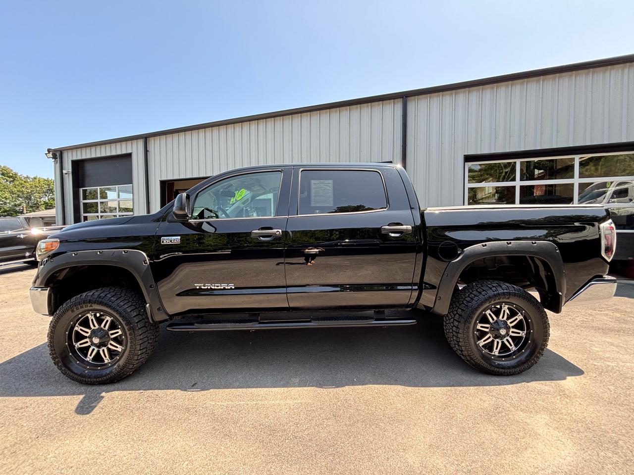 Toyota Tundra 4WD Truck CrewMax 5.7L FFV V8 6-Spd AT SR5 (Natl) 2014
