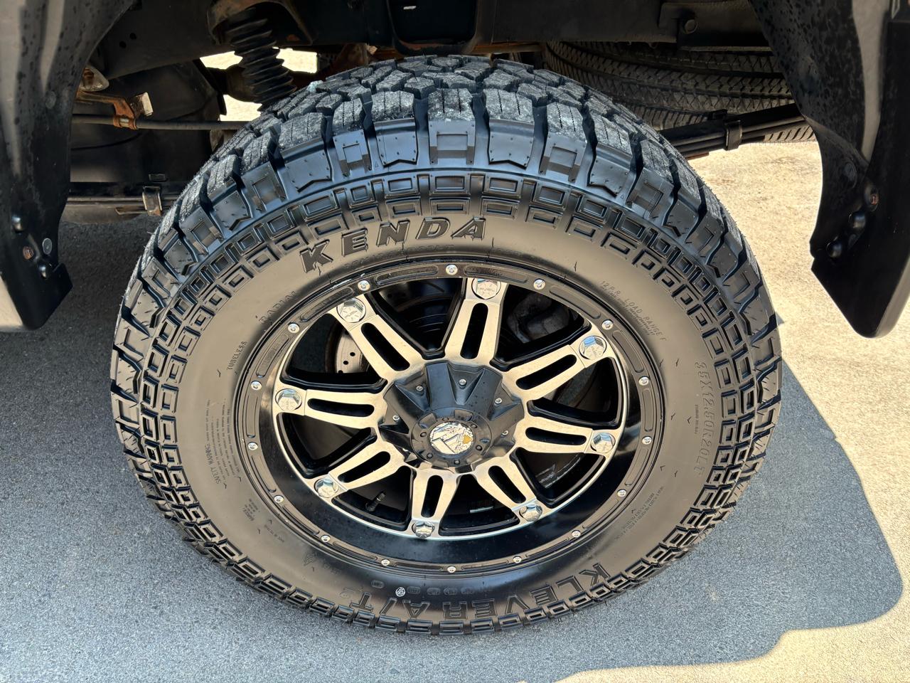 Toyota Tundra 4WD Truck CrewMax 5.7L FFV V8 6-Spd AT SR5 (Natl) 2014