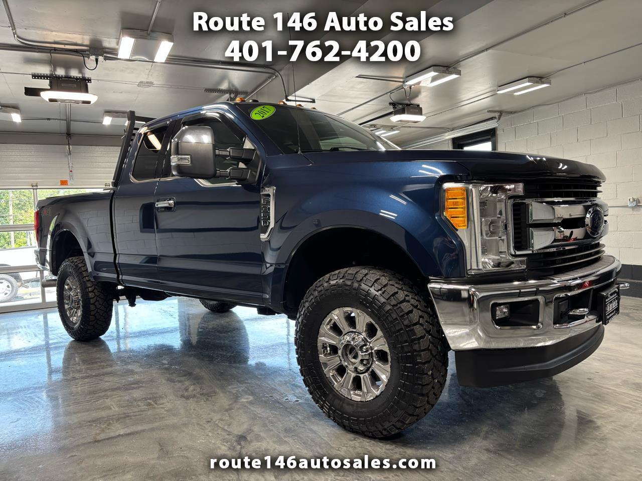 2017 Ford Super Duty F-350 SRW XLT Extended Cab