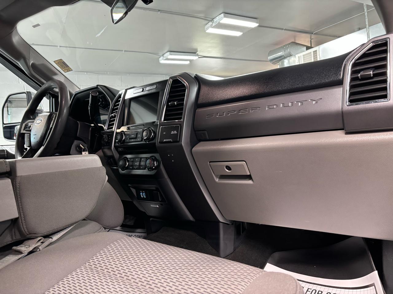 Ford Super Duty F-350 SRW  2017