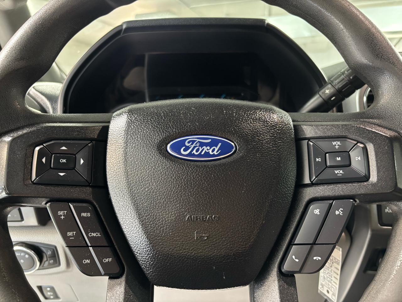 Ford Super Duty F-350 SRW  2017