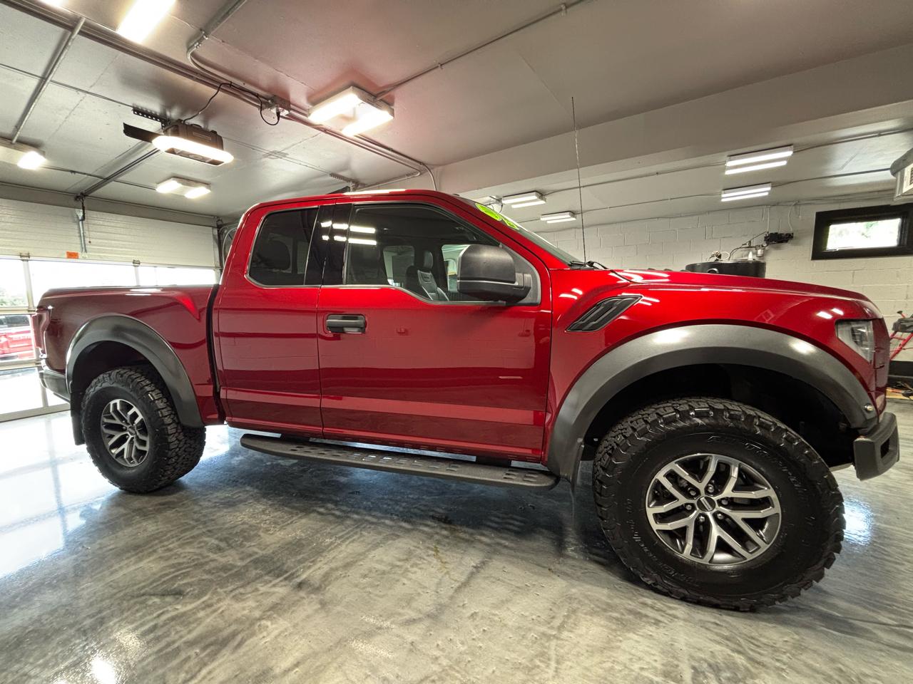 Ford F-150 Raptor 4WD SuperCab 5.5' Box 2018