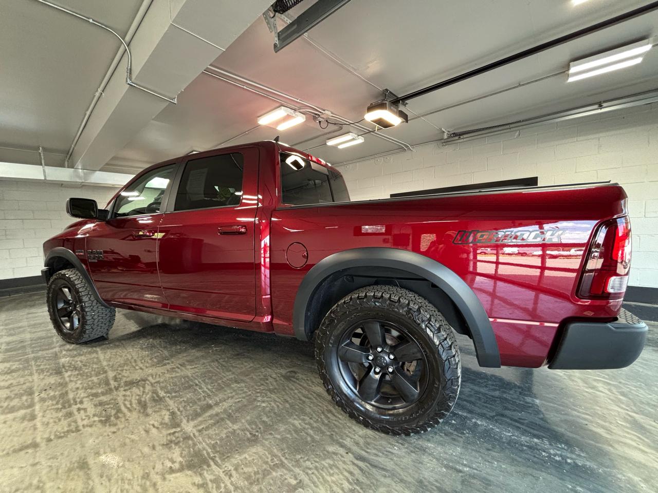 RAM 1500 Classic Warlock 4x4 Crew Cab 5'7" Box 2019