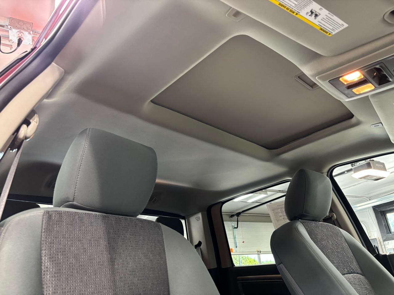 RAM 1500 Classic Warlock 4x4 Crew Cab 5'7" Box 2019