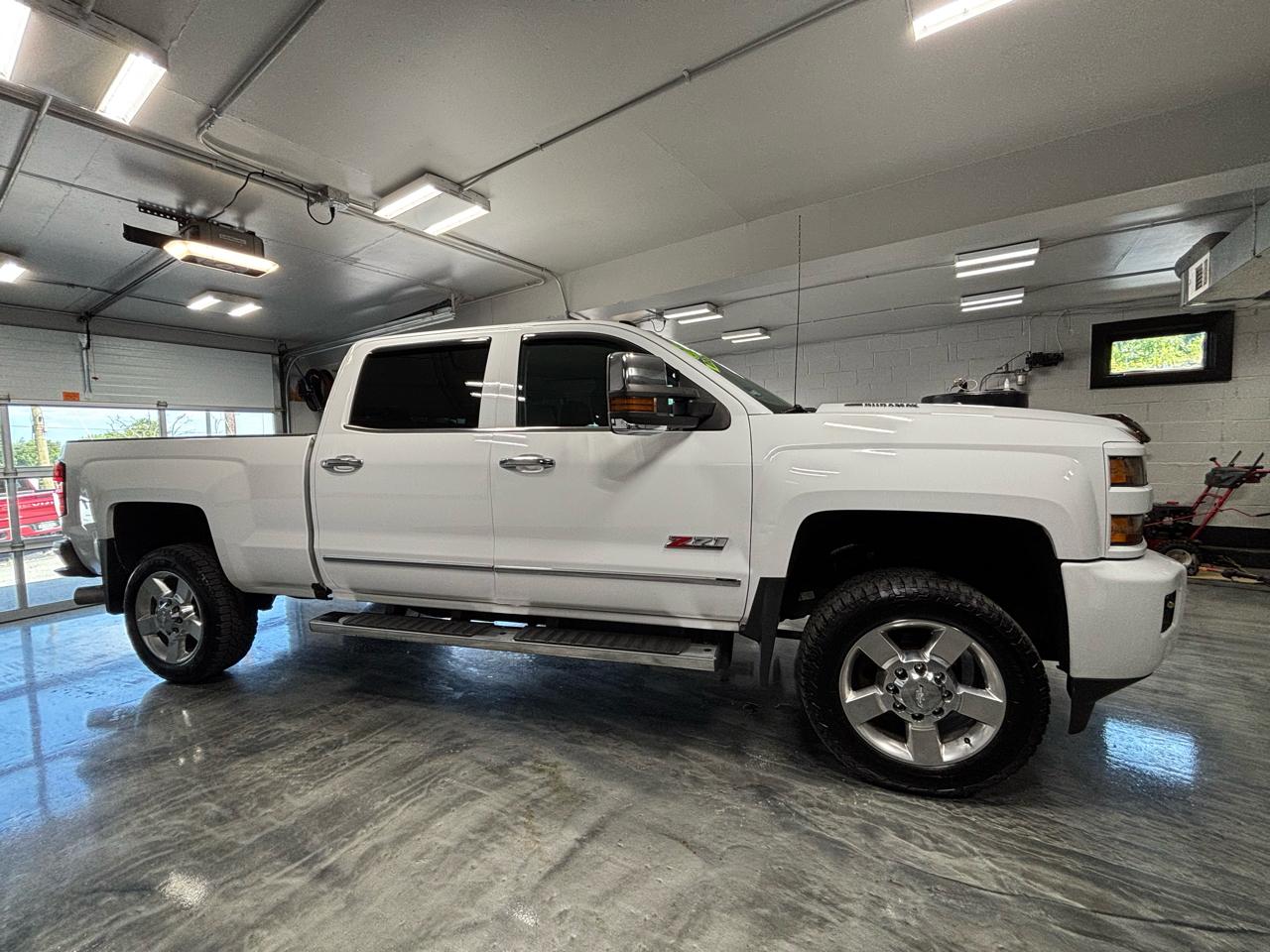 Chevrolet Silverado 2500HD 4WD Crew Cab 153.7" LTZ 2016