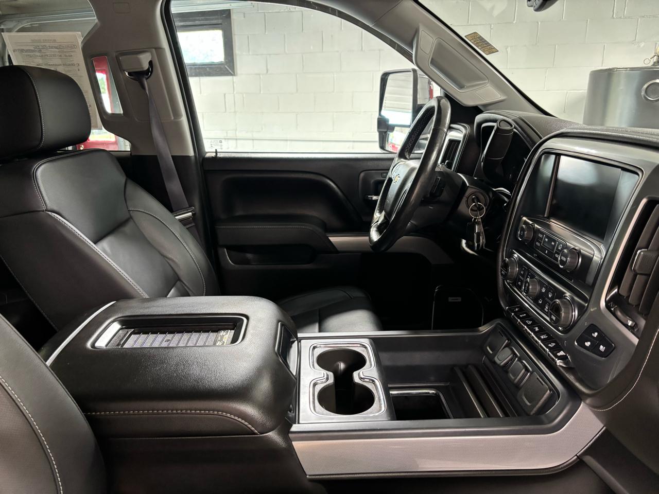 Chevrolet Silverado 2500HD 4WD Crew Cab 153.7" LTZ 2016