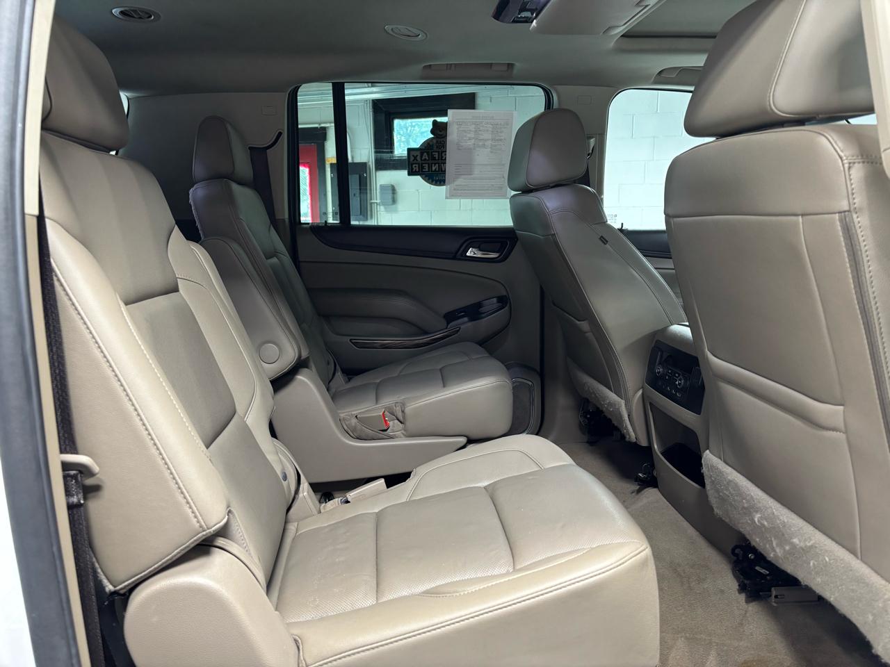GMC Yukon XL 4WD 4dr SLT 2020