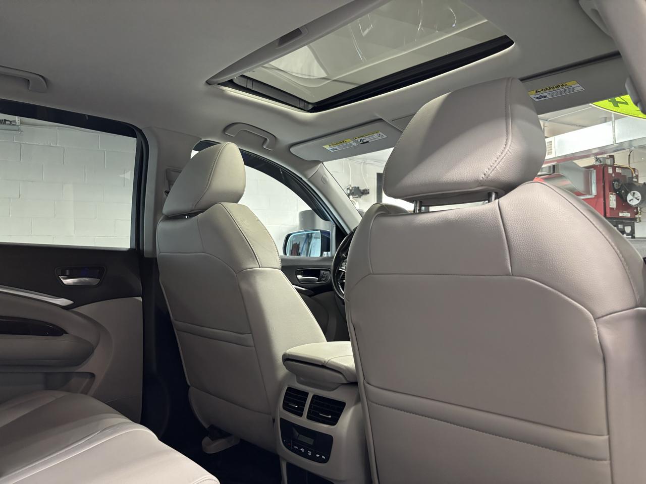 Acura MDX SH-AWD 4dr Tech Pkg 2014