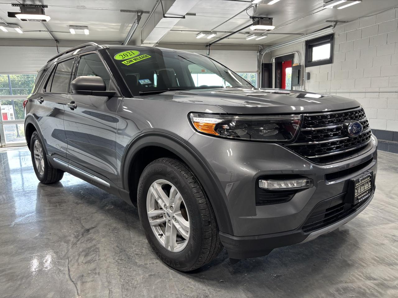 Ford Explorer XLT 4WD 2021