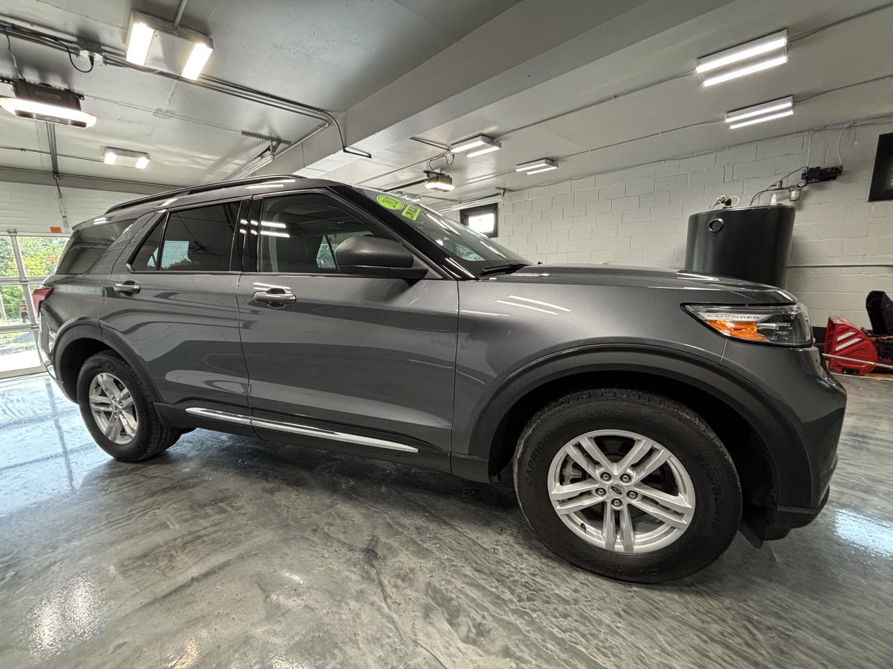 Ford Explorer XLT 4WD 2021