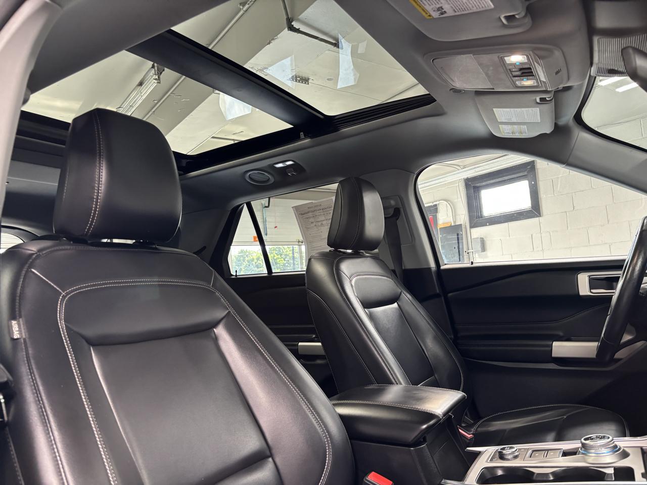 Ford Explorer XLT 4WD 2021