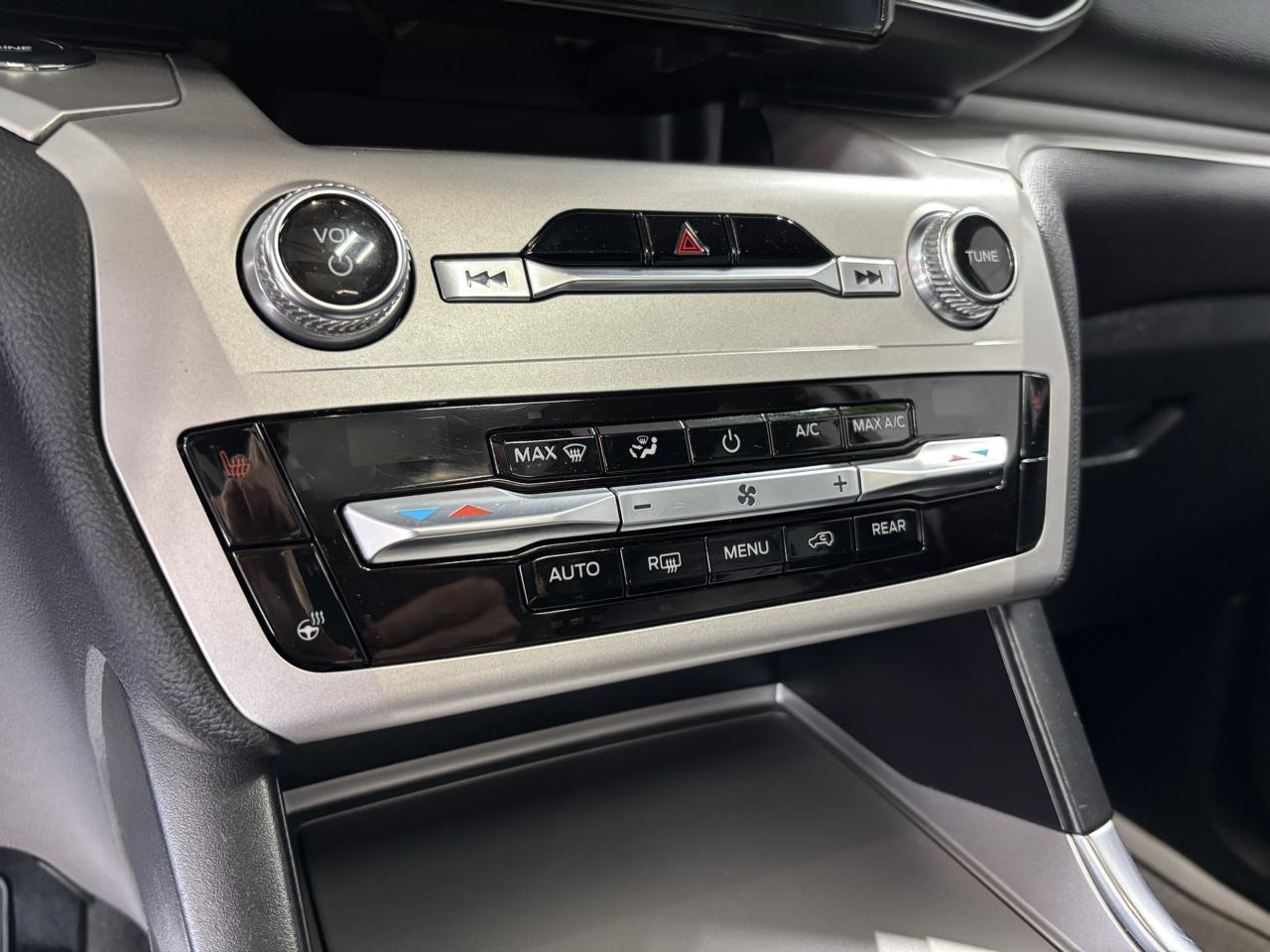 Ford Explorer XLT 4WD 2021