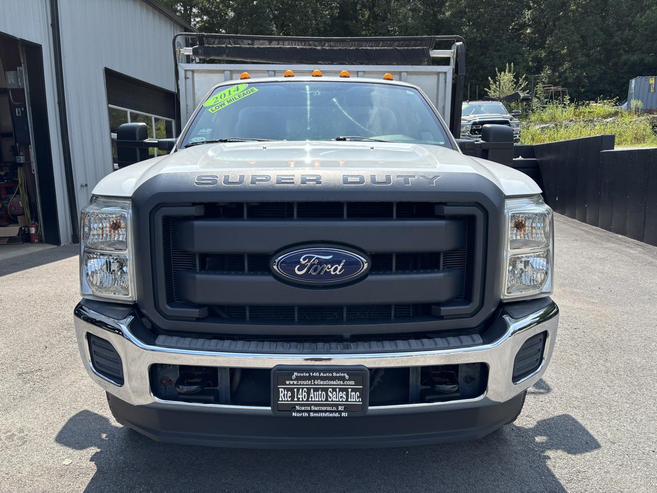 Ford Super Duty F-350 DRW  2014
