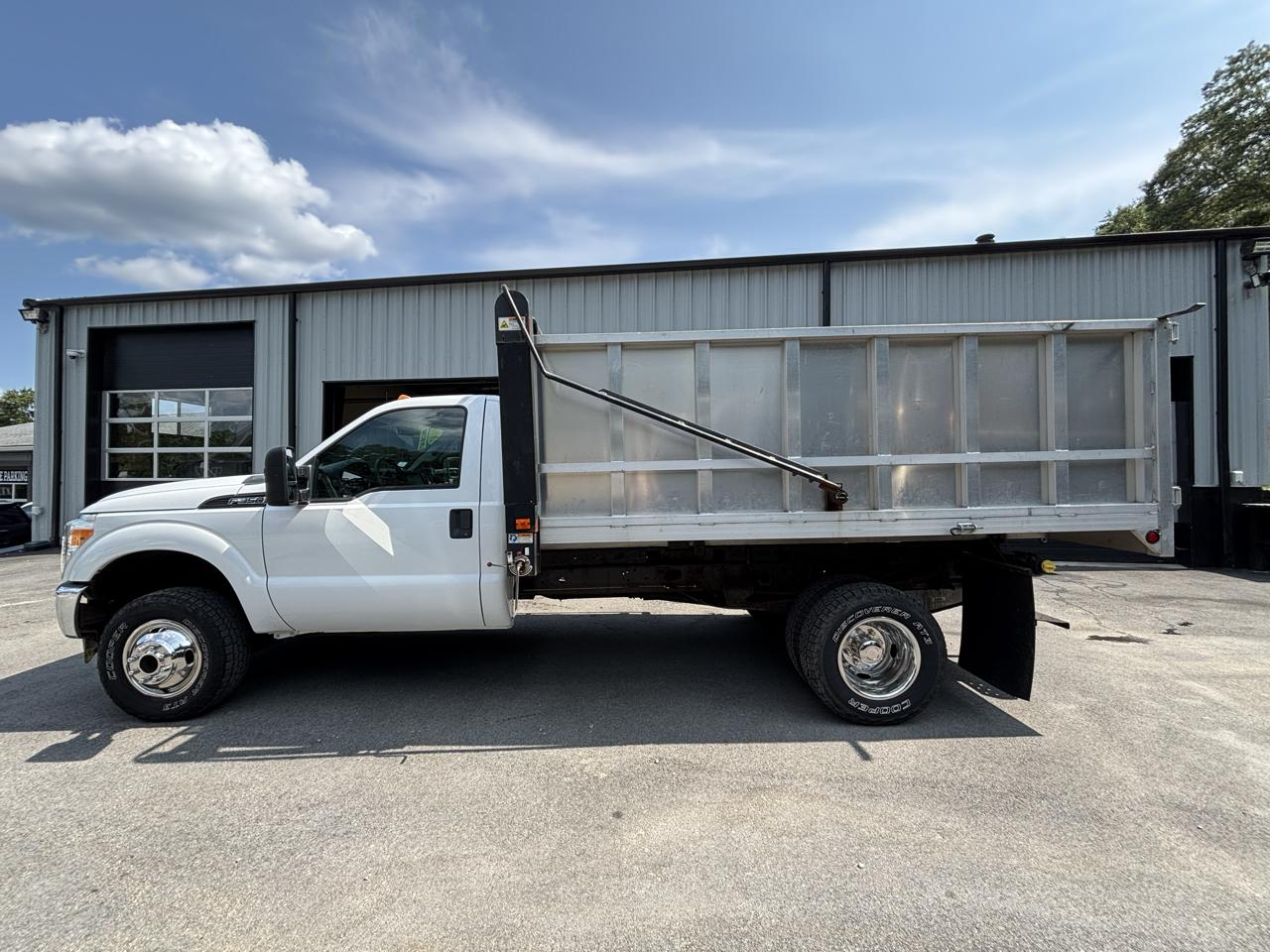 Ford Super Duty F-350 DRW  2014