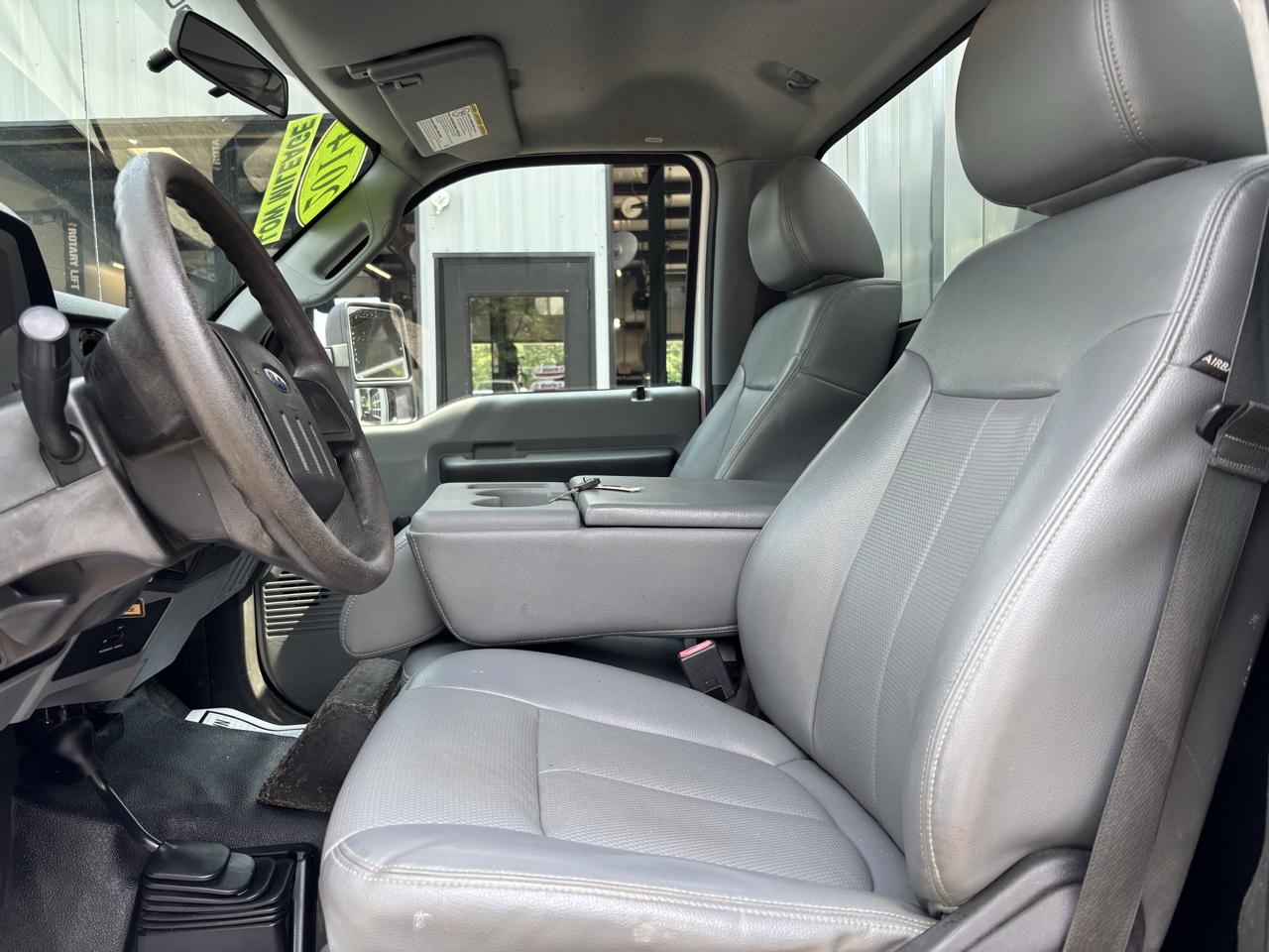 Ford Super Duty F-350 DRW  2014
