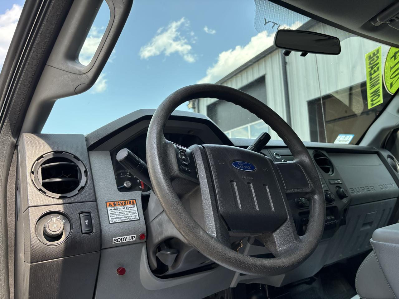 Ford Super Duty F-350 DRW  2014