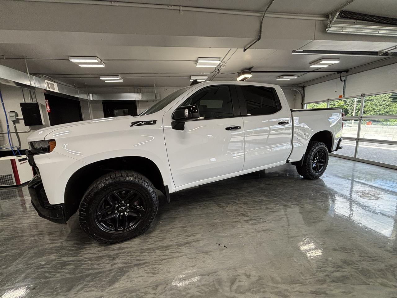 Chevrolet Silverado 1500 4WD Crew Cab 147" LT Trail Boss 2020