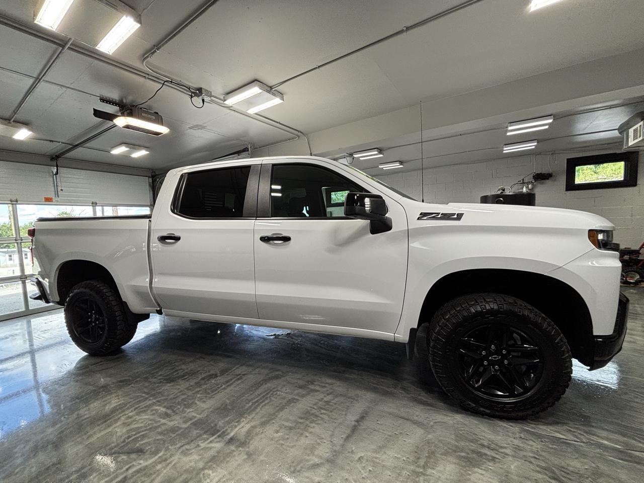 Chevrolet Silverado 1500 4WD Crew Cab 147" LT Trail Boss 2020