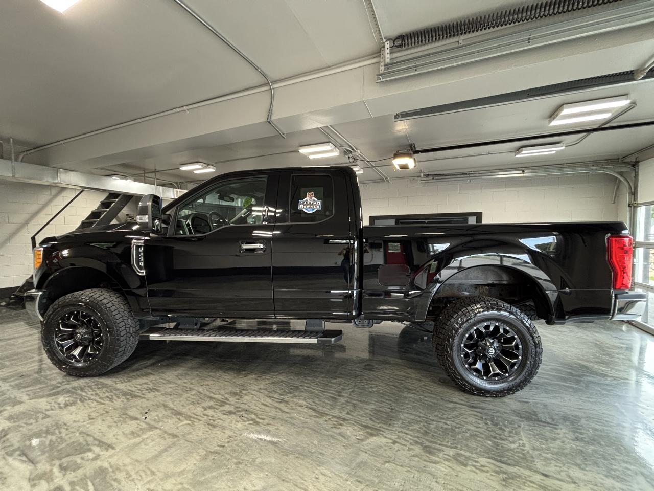 Ford Super Duty F-250 SRW  2017