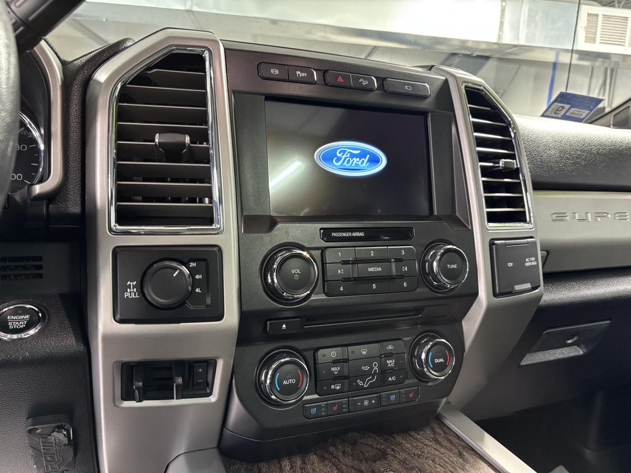 Ford Super Duty F-250 SRW  2017