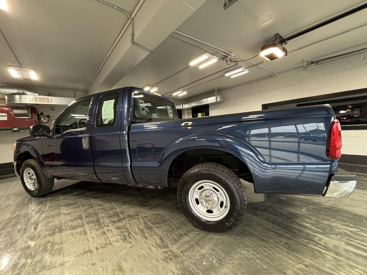 Ford Super Duty F-250 SRW  2015
