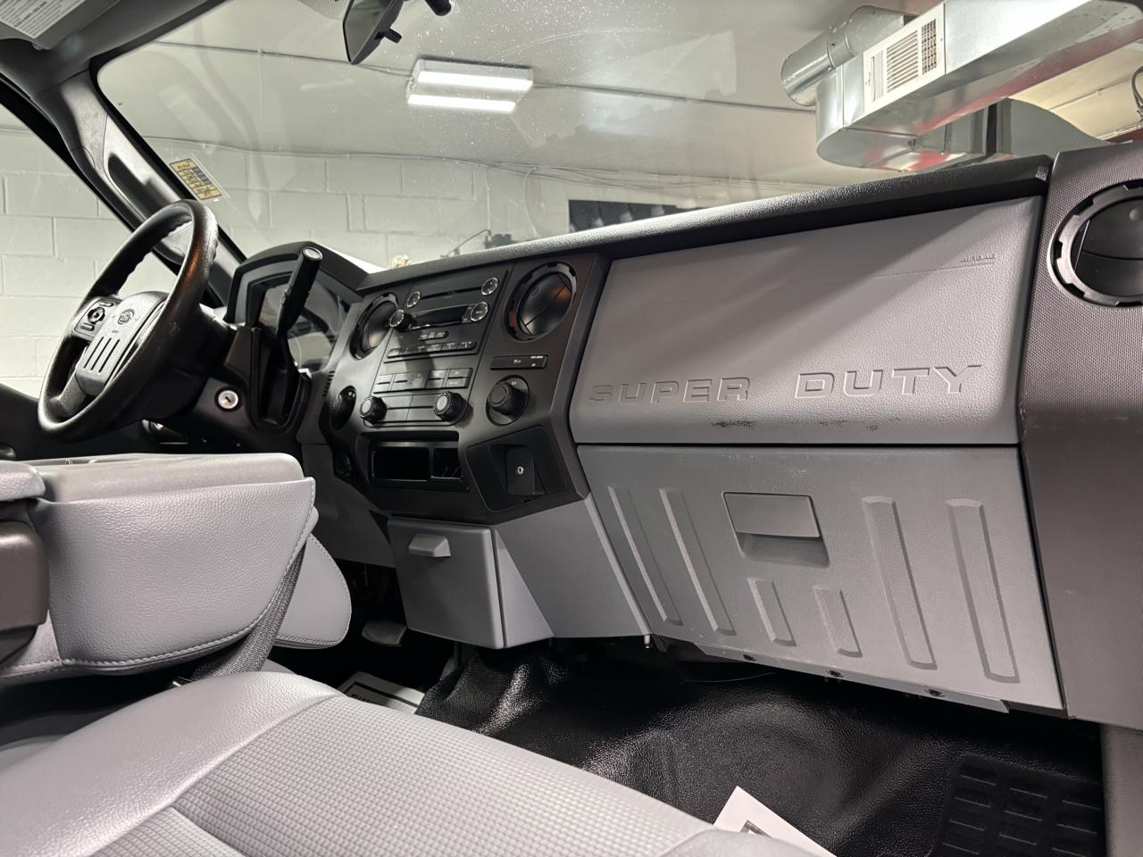 Ford Super Duty F-250 SRW  2015
