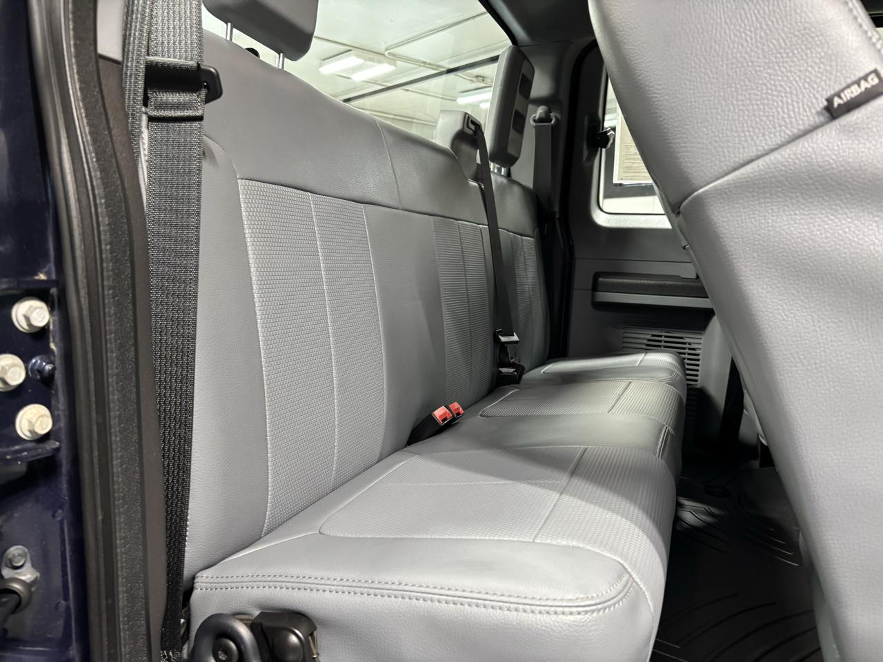 Ford Super Duty F-250 SRW  2015