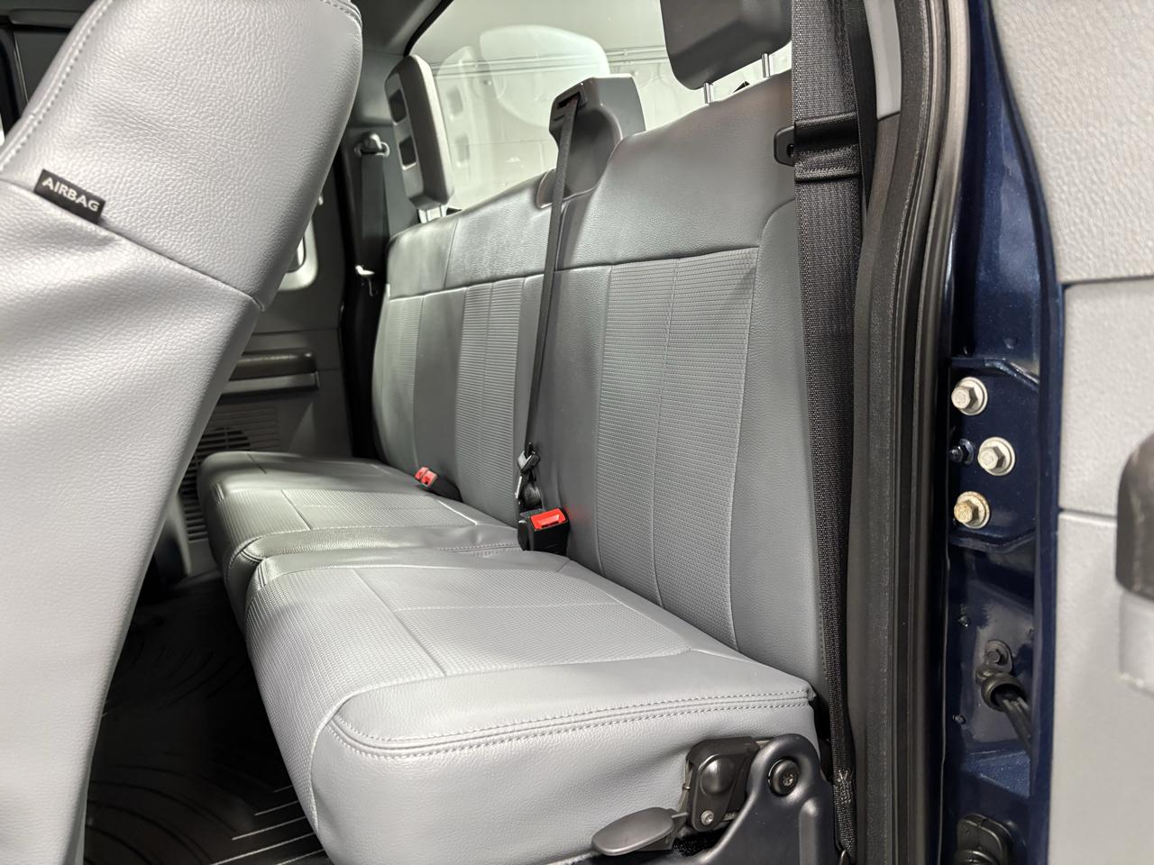 Ford Super Duty F-250 SRW  2015