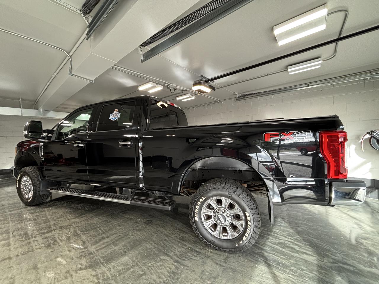Ford Super Duty F-250 SRW  2017
