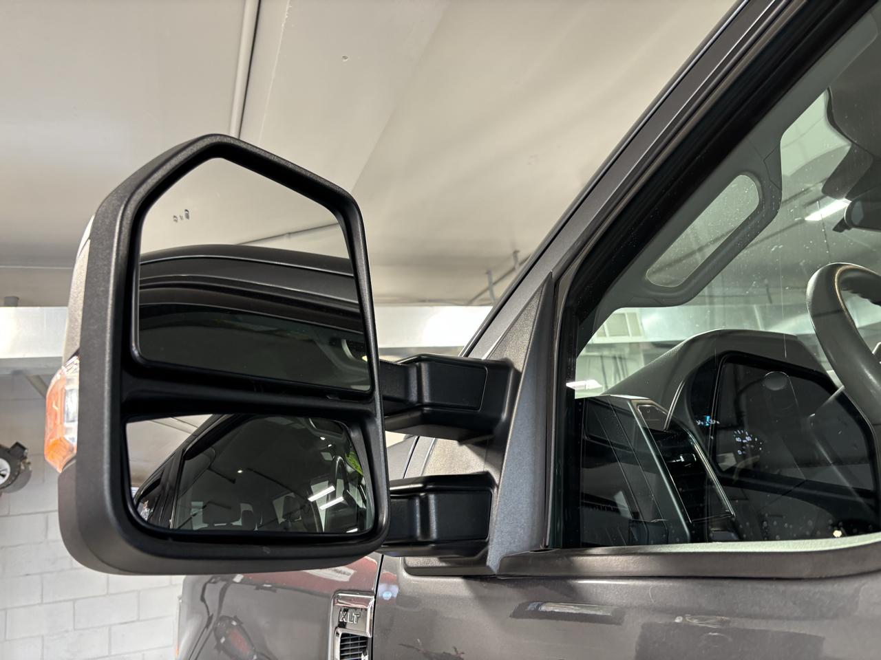 Ford Super Duty F-250 SRW XLT 4WD SuperCab 8' Box 2022