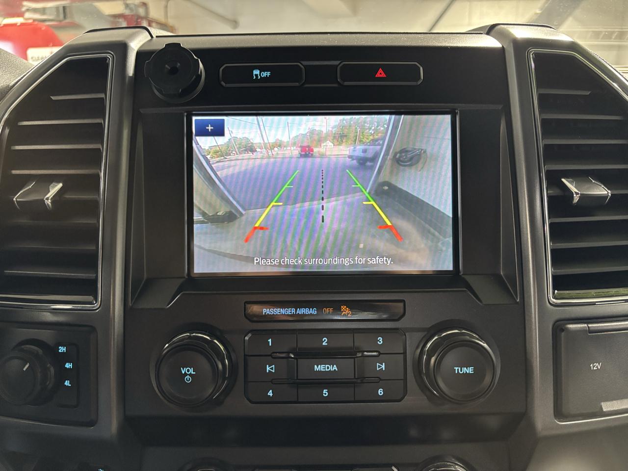 Ford Super Duty F-250 SRW XLT 4WD SuperCab 8' Box 2022