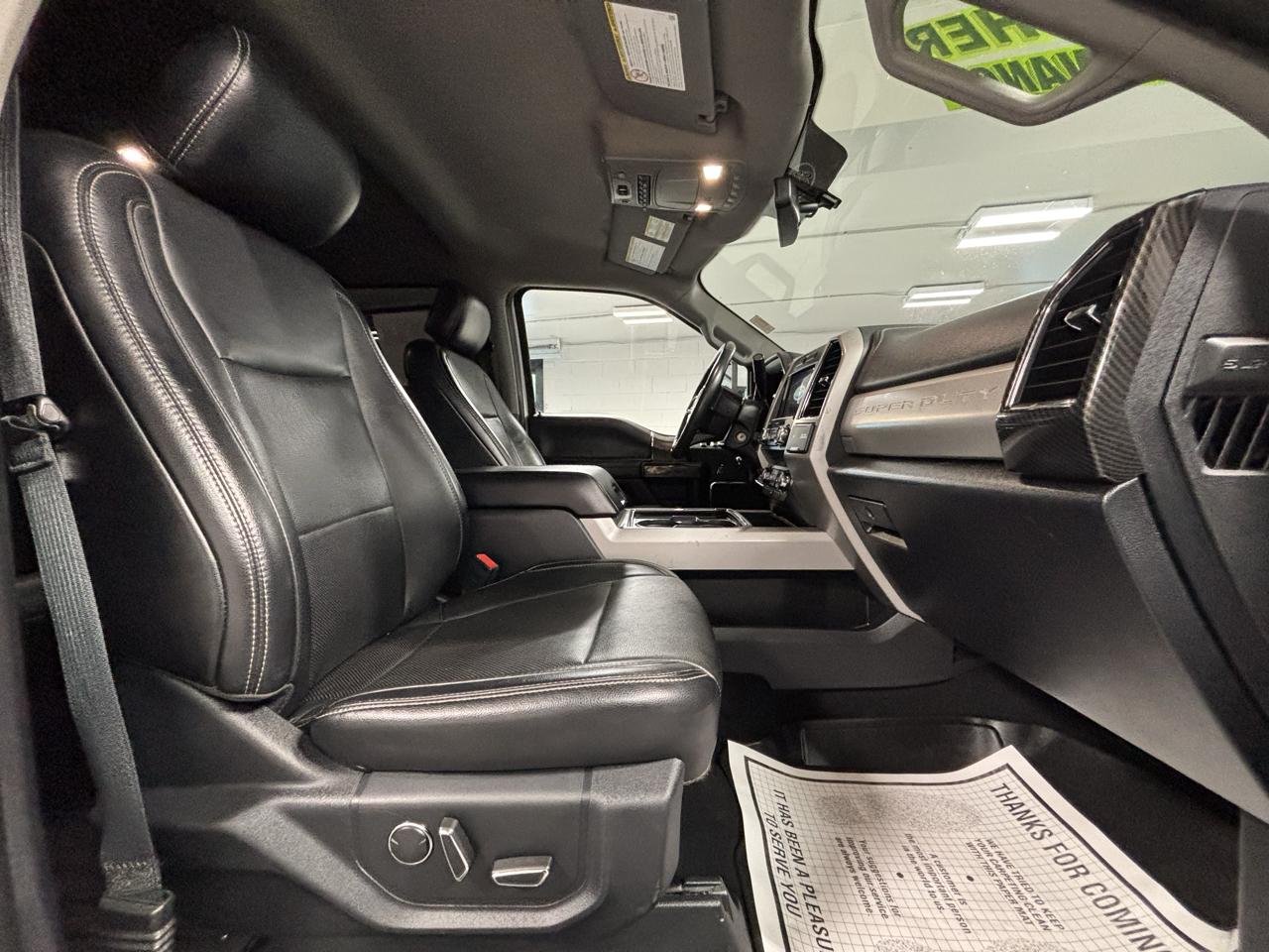 Ford Super Duty F-250 SRW Lariat 4WD Crew Cab 8' Box 2019