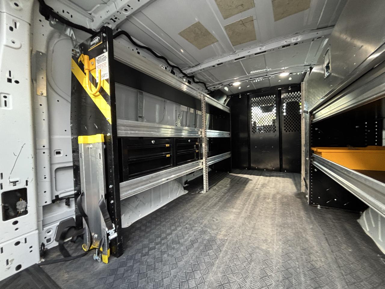 Ford Transit Cargo Van T-250 130" Low Rf 9070 GVWR RWD 2021