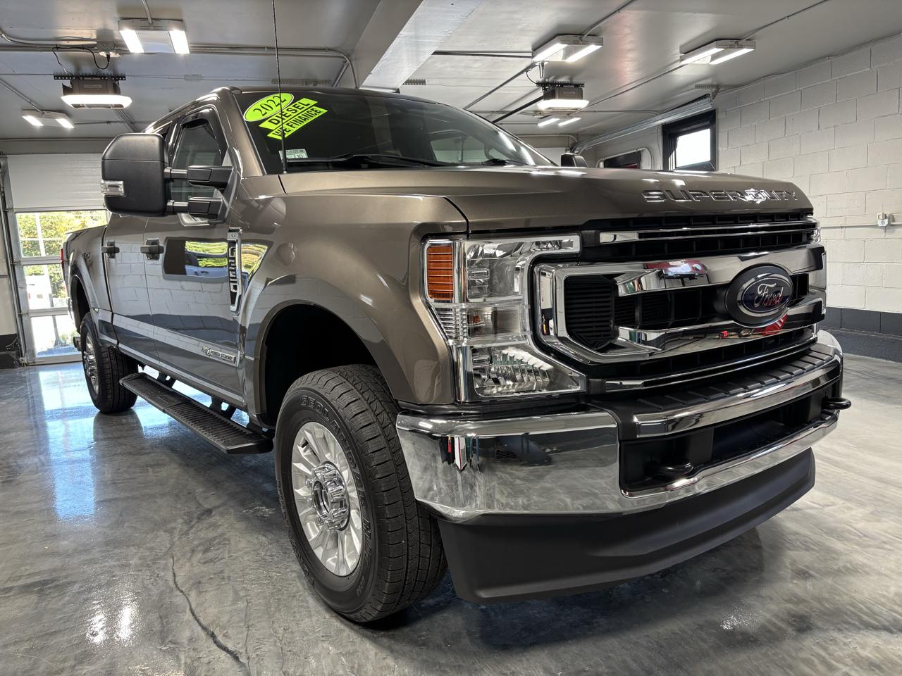 Ford Super Duty F-350 SRW  2022
