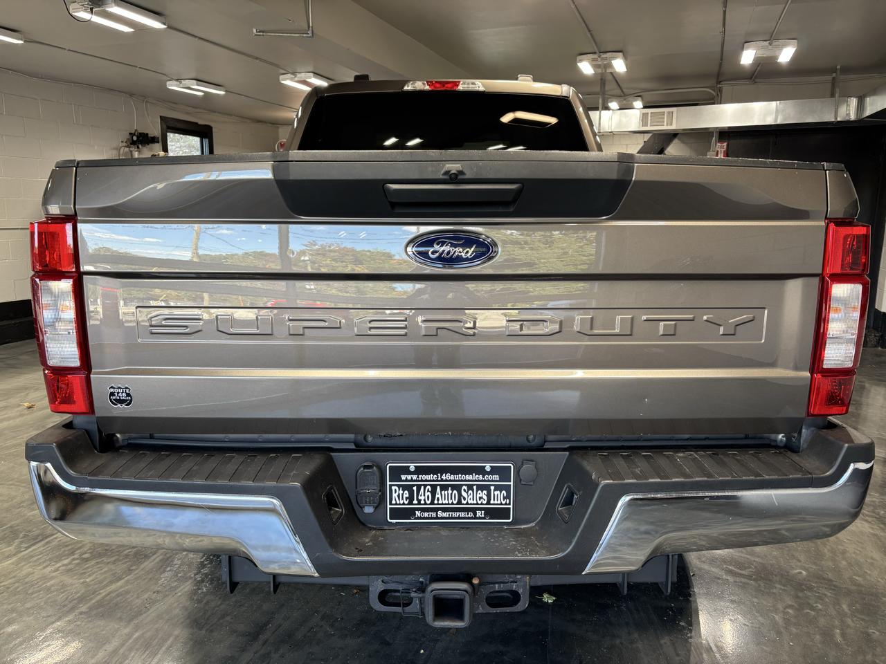Ford Super Duty F-350 SRW  2022