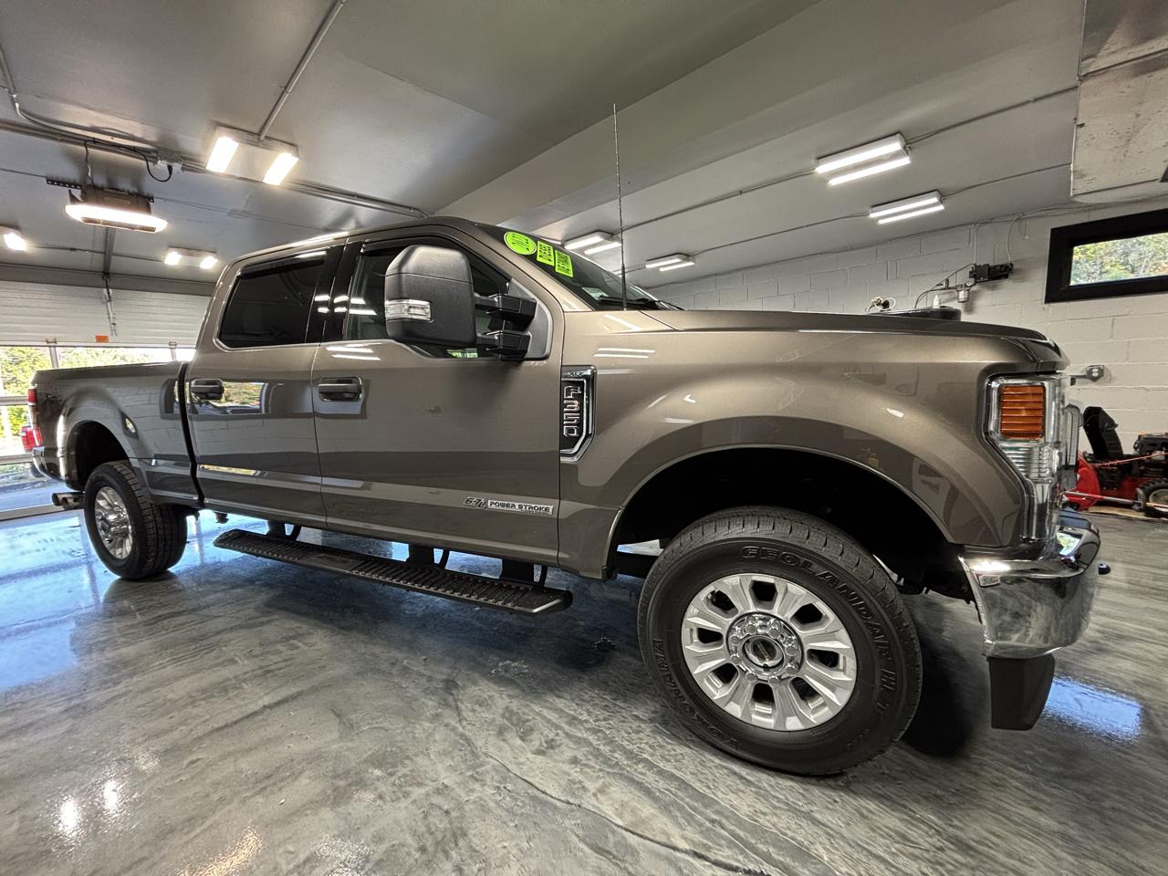 Ford Super Duty F-350 SRW  2022