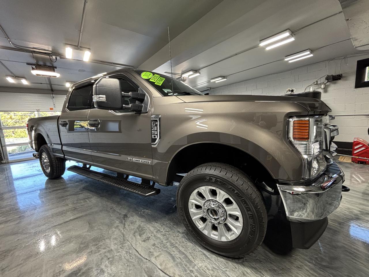 Ford Super Duty F-350 SRW  2022