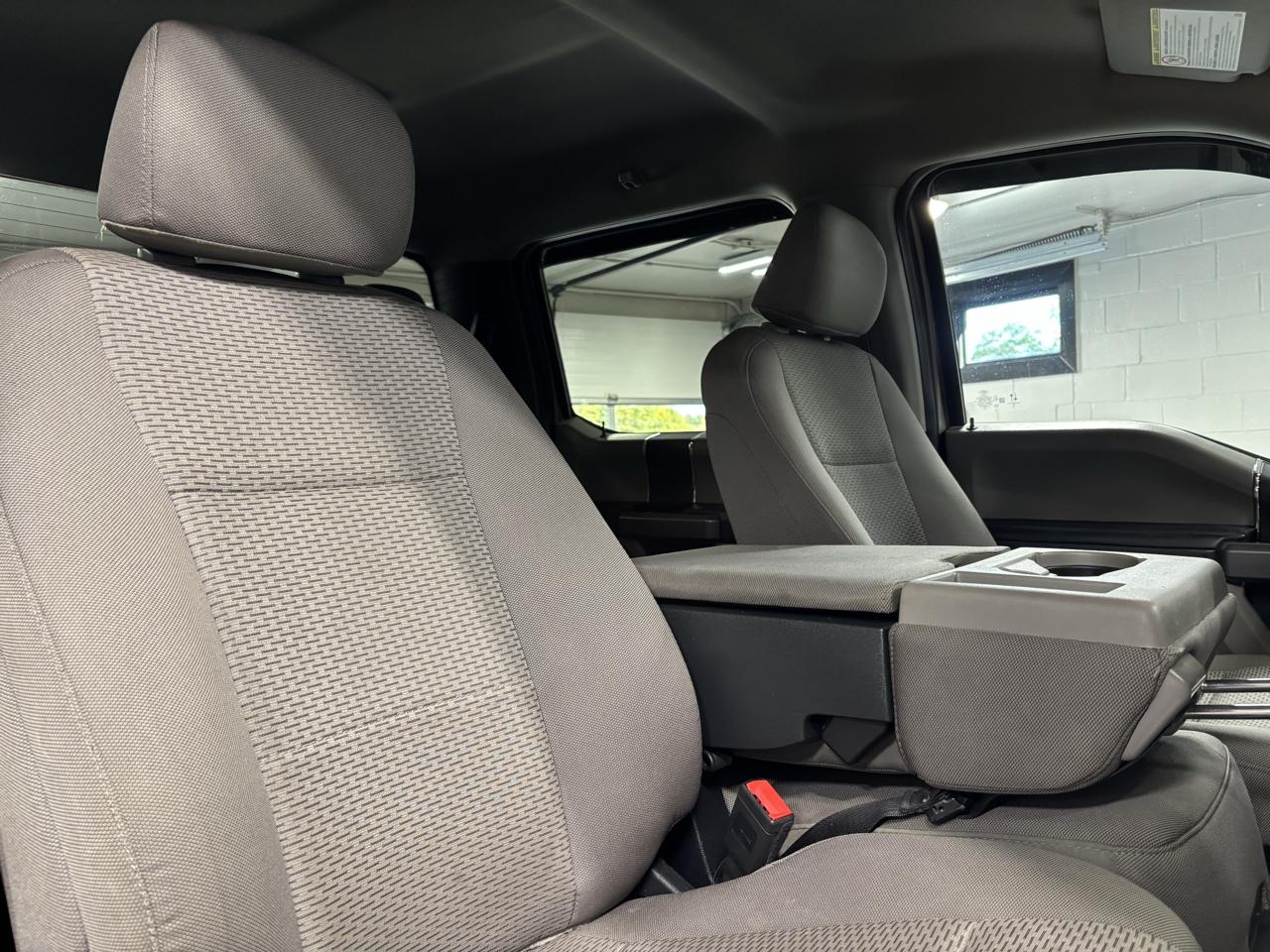 Ford Super Duty F-350 SRW  2022