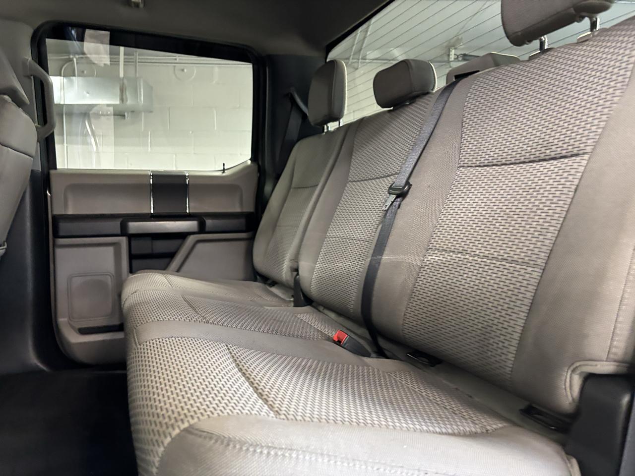 Ford Super Duty F-350 SRW  2022