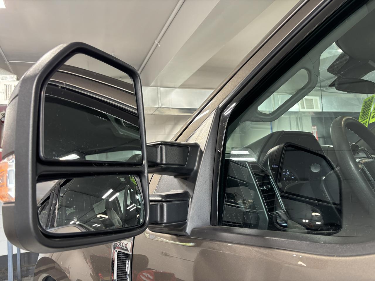 Ford Super Duty F-350 SRW  2022