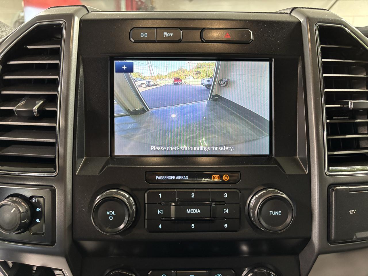 Ford Super Duty F-350 SRW  2022