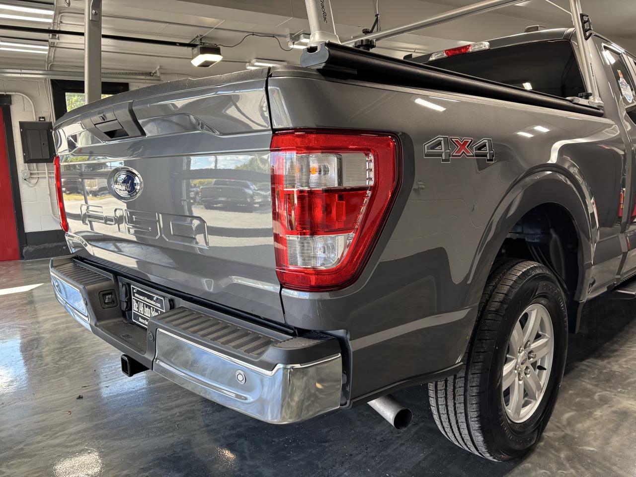 Ford F-150 XL SuperCab 4WD 2023